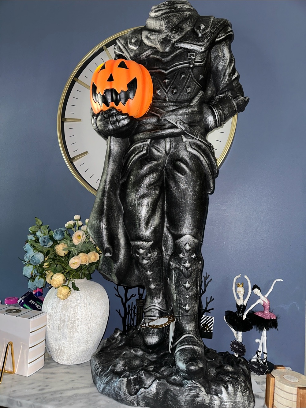 Halloween headless horseman w/ Jack-O'-Lantern Statue Accent - 4ft